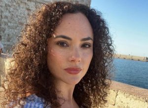 Connie Chaparro revela entre lágrimas que fue diagnosticada con cáncer de piel