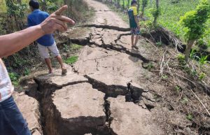 ¡SE ABRE LA TIERRA! Las impactantes imágenes que deja la falla geológica en caserío de San Martín