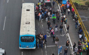 Gremios de trasporte urbano anuncian paro indefinido desde el 2 de junio