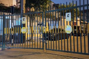 La Molina: vecinos cierran múltiples rejas e impiden ingreso y salida de vehículos